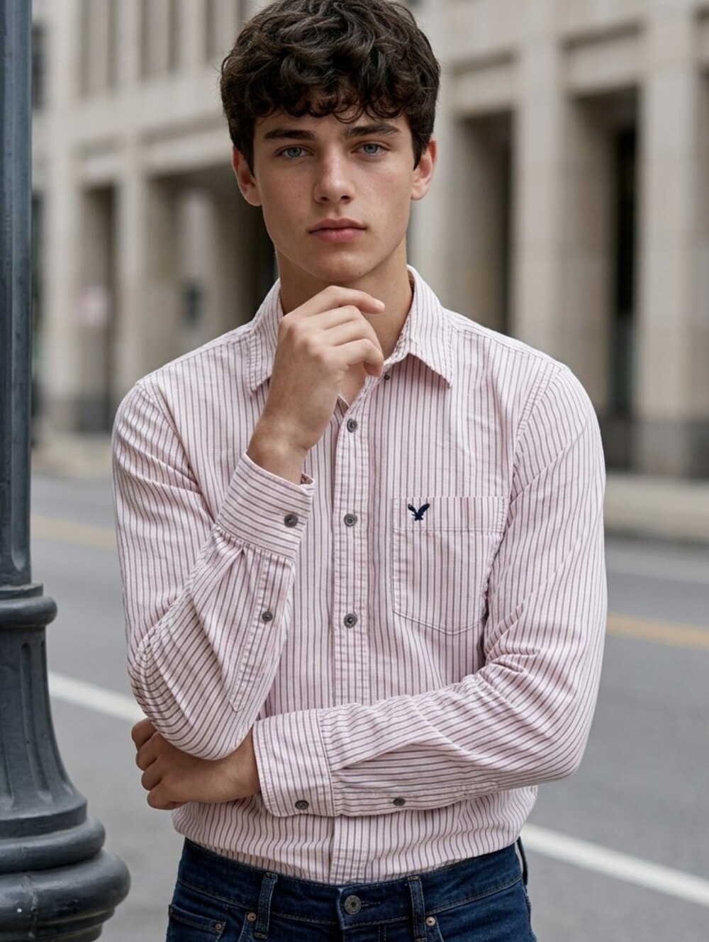 American Eagle Athletic Fit Red White Stripe Button Down Shirt AEO Men's Small